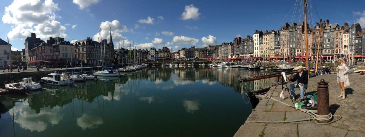 Honfleur Locationアパートメント エクステリア 写真