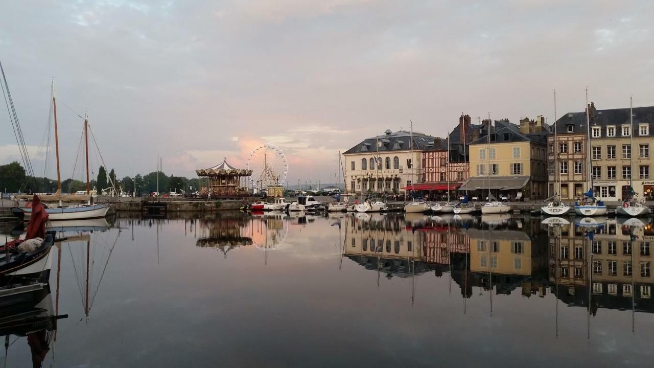 Honfleur Locationアパートメント エクステリア 写真